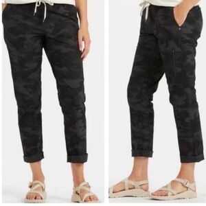 VUORI Ripstop Pant Camo Athletic Streetwear Size Medium Boho Indie